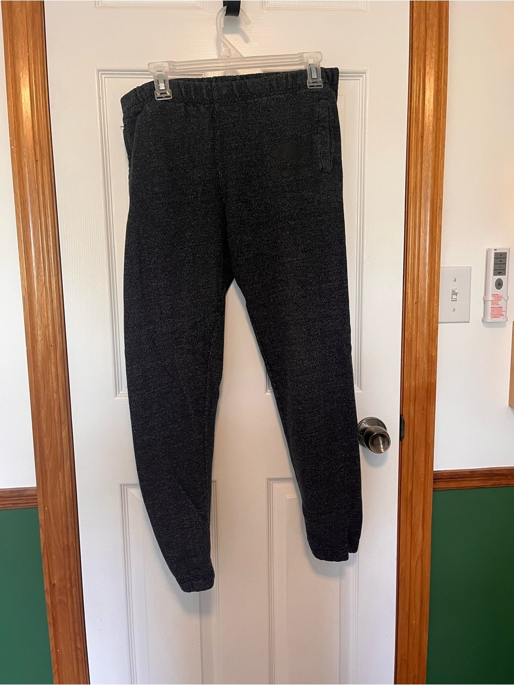 ROOTS salt and pepper jogger Sm